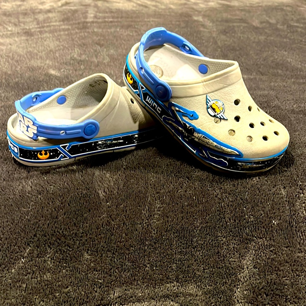 Little Boys Size 13 Star Wars Crocs. Great Condition.